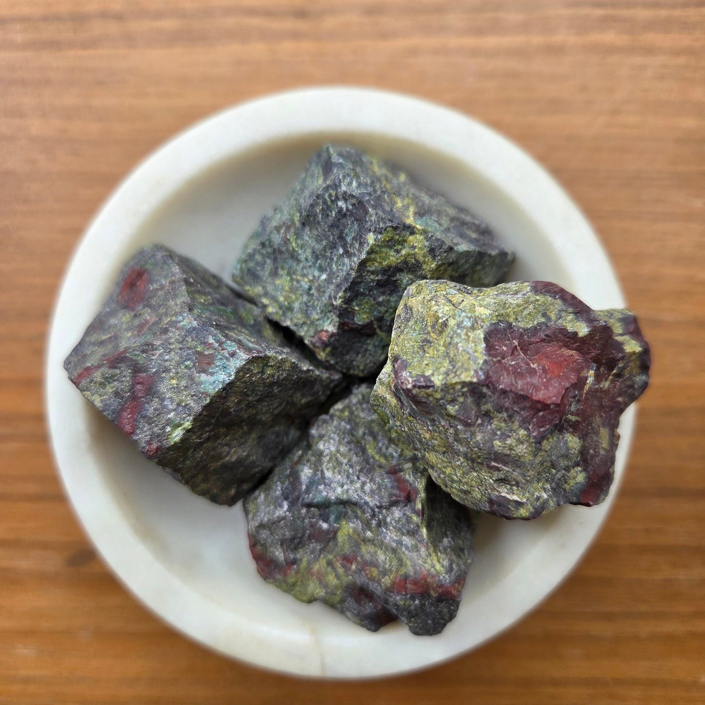 [隨機出貨] 龍血石 Dragon's Blood Jasper（不規則原石）