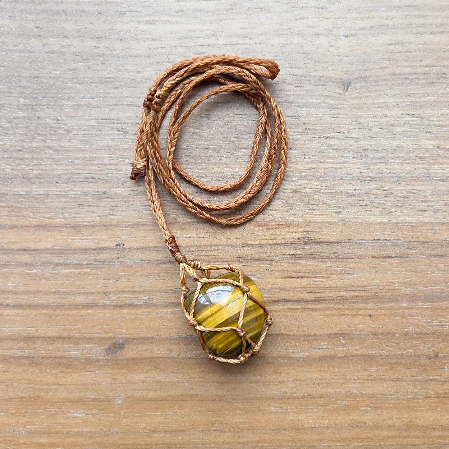 [隨機出貨] 虎眼石 Tiger's Eye（滾石）