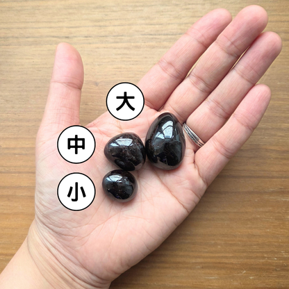 [隨機出貨] 石榴石 Garnet（滾石）