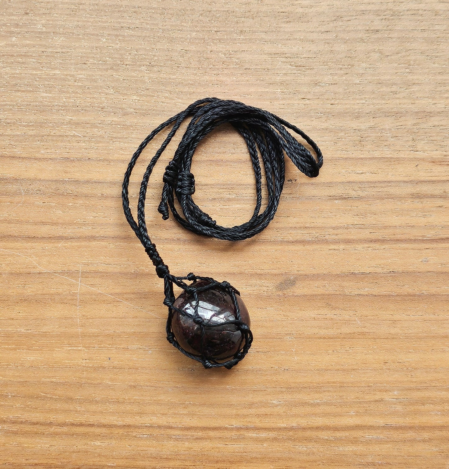 [隨機出貨] 石榴石 Garnet（滾石）